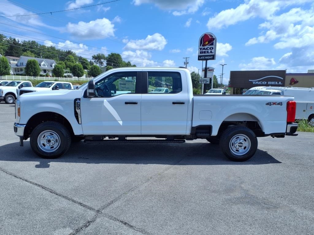2025 Ford F-250 XL photo 2