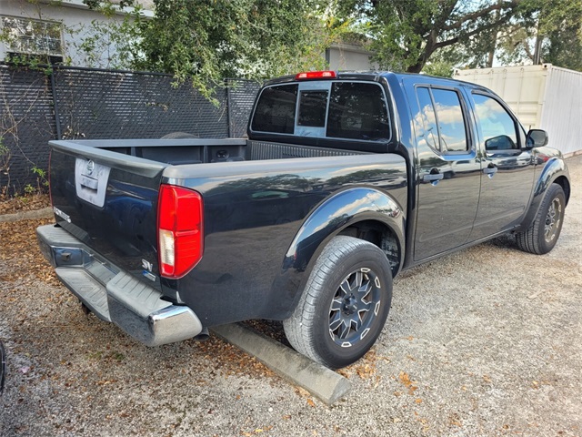2019 Nissan Frontier SV photo 3