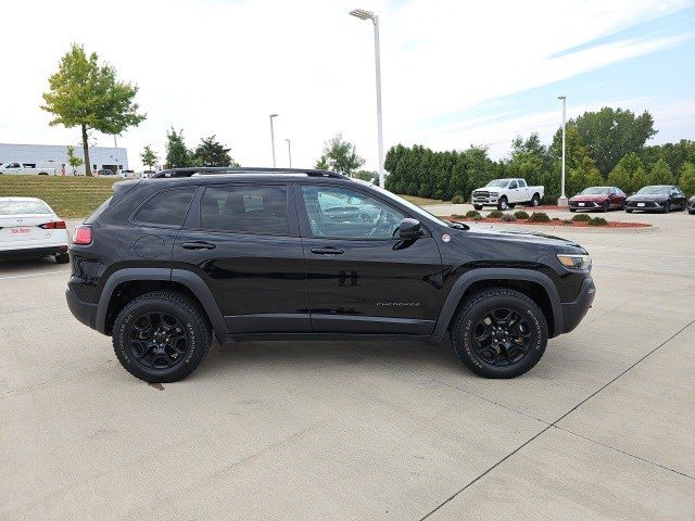 2022 Jeep Cherokee Trailhawk photo 4