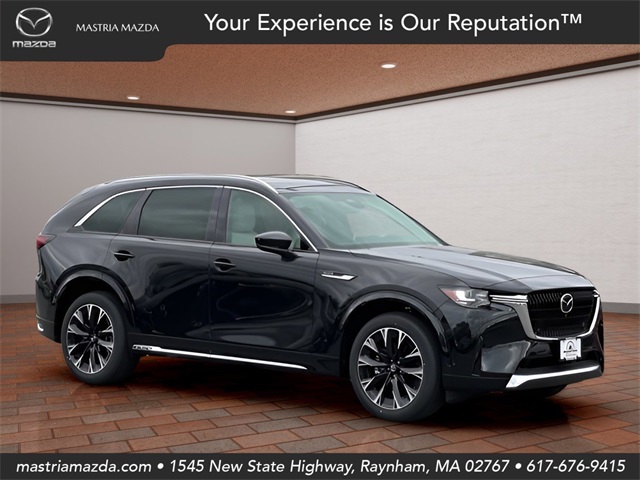 2025 Mazda CX-90 Premium Package's photo