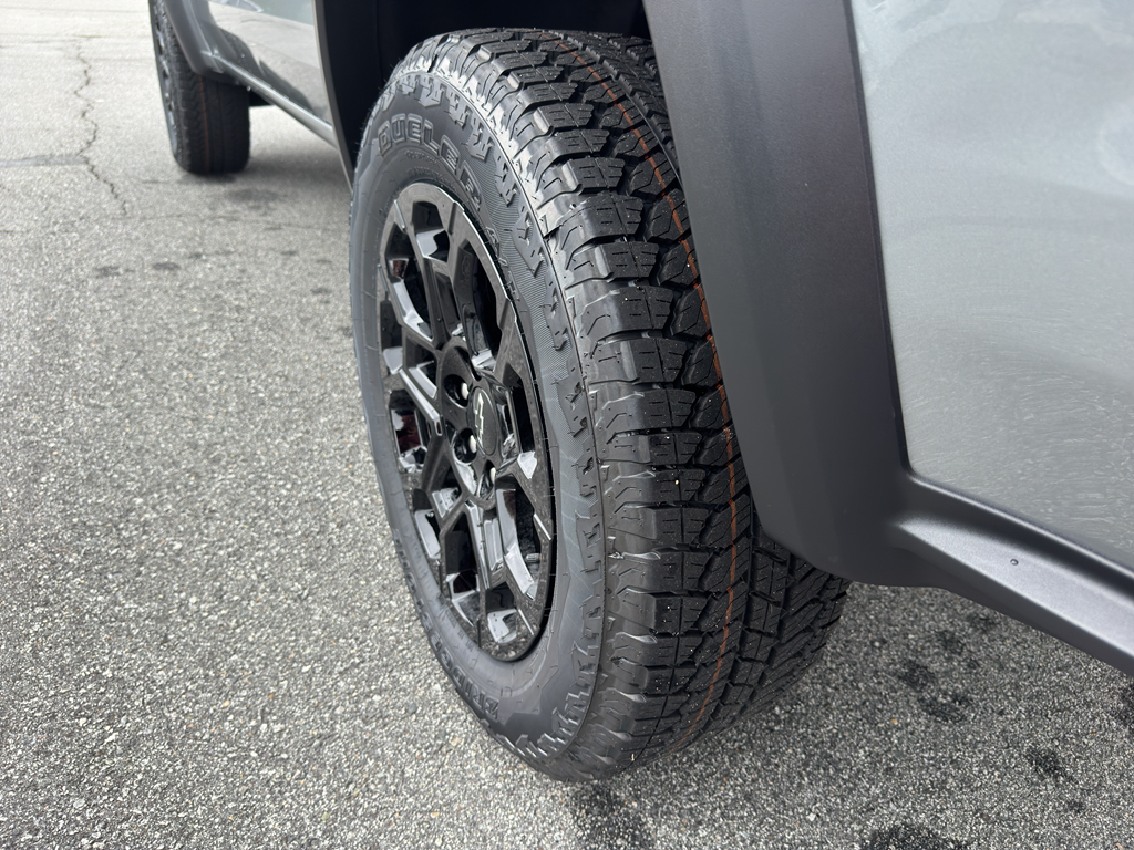 2026 Chevrolet Colorado Trail Boss photo 9