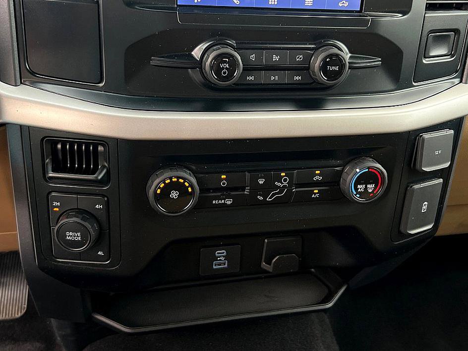 2023 Ford F-150 XLT photo 12