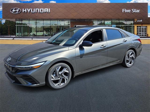 2025 Hyundai Elantra SEL Sport photo 3