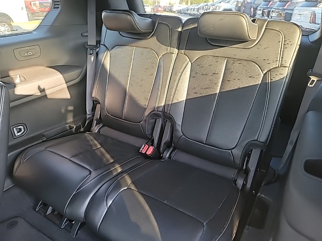 2024 Jeep Grand Cherokee Limited photo 12