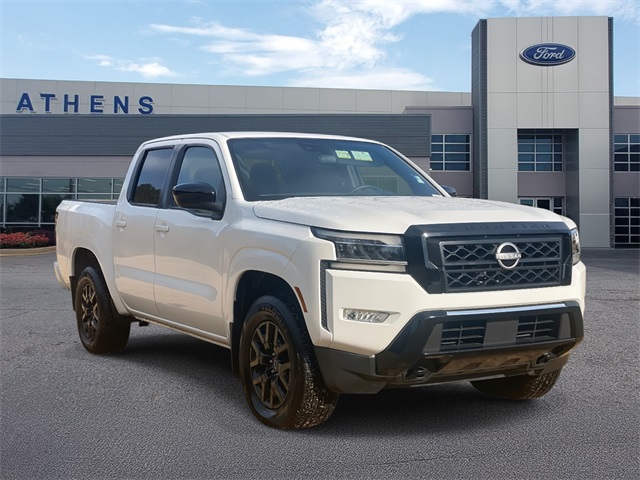 2023 Nissan Frontier SV's photo