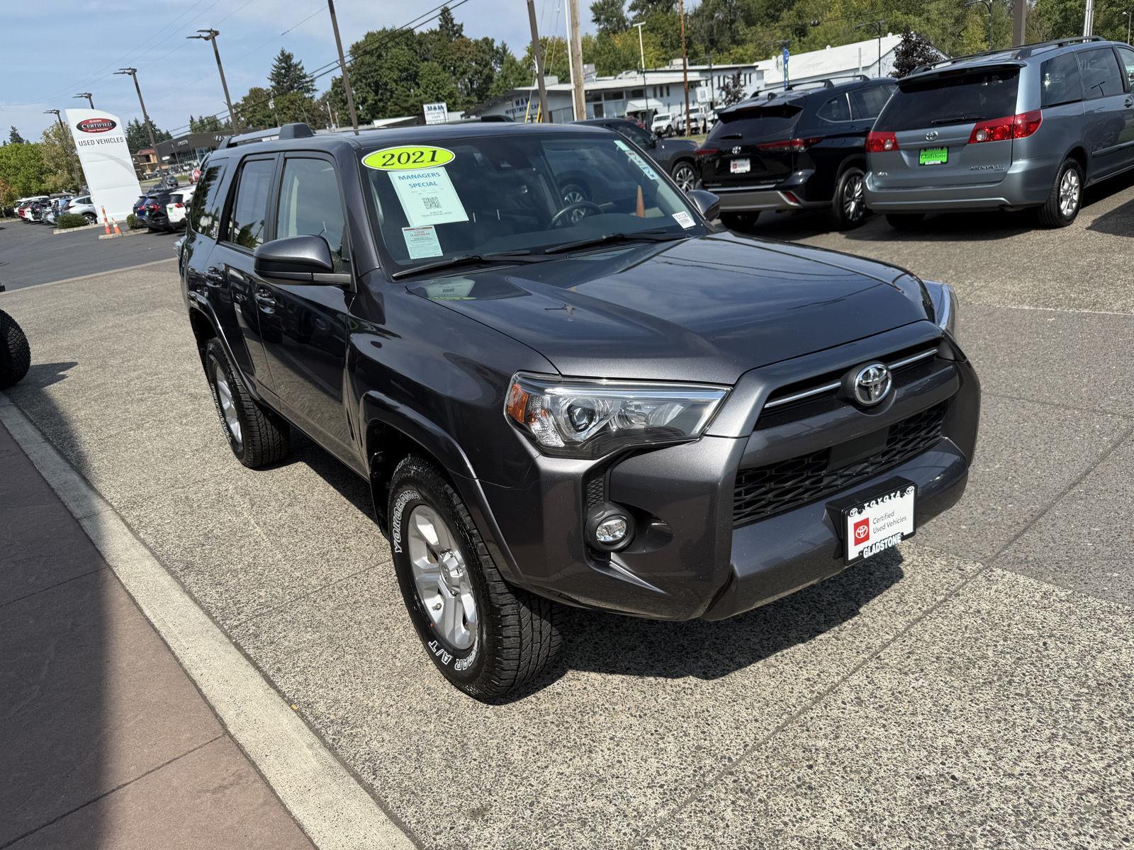 2021 Toyota 4Runner SR5 photo 8