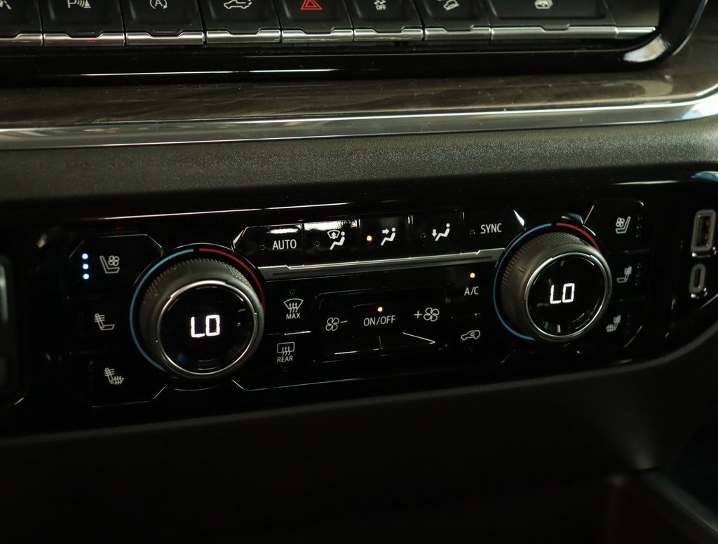 2024 Chevrolet Silverado 1500 LTZ photo 18