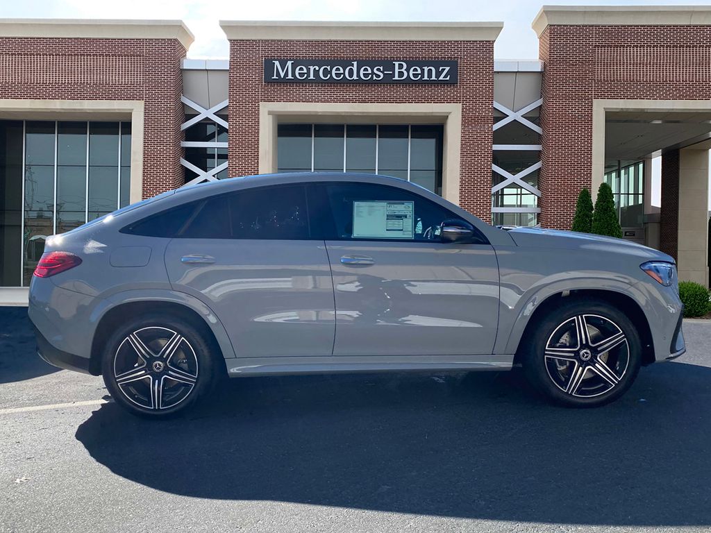 2025 Mercedes Benz GLE 450 4MATIC photo 4