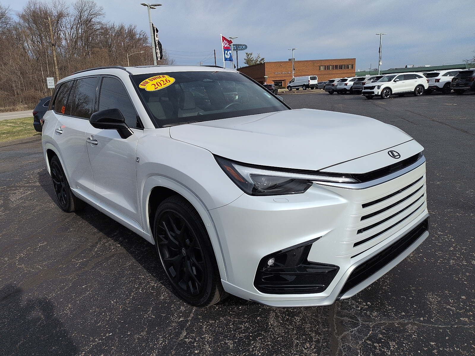 2026 Lexus TX F Sport's photo