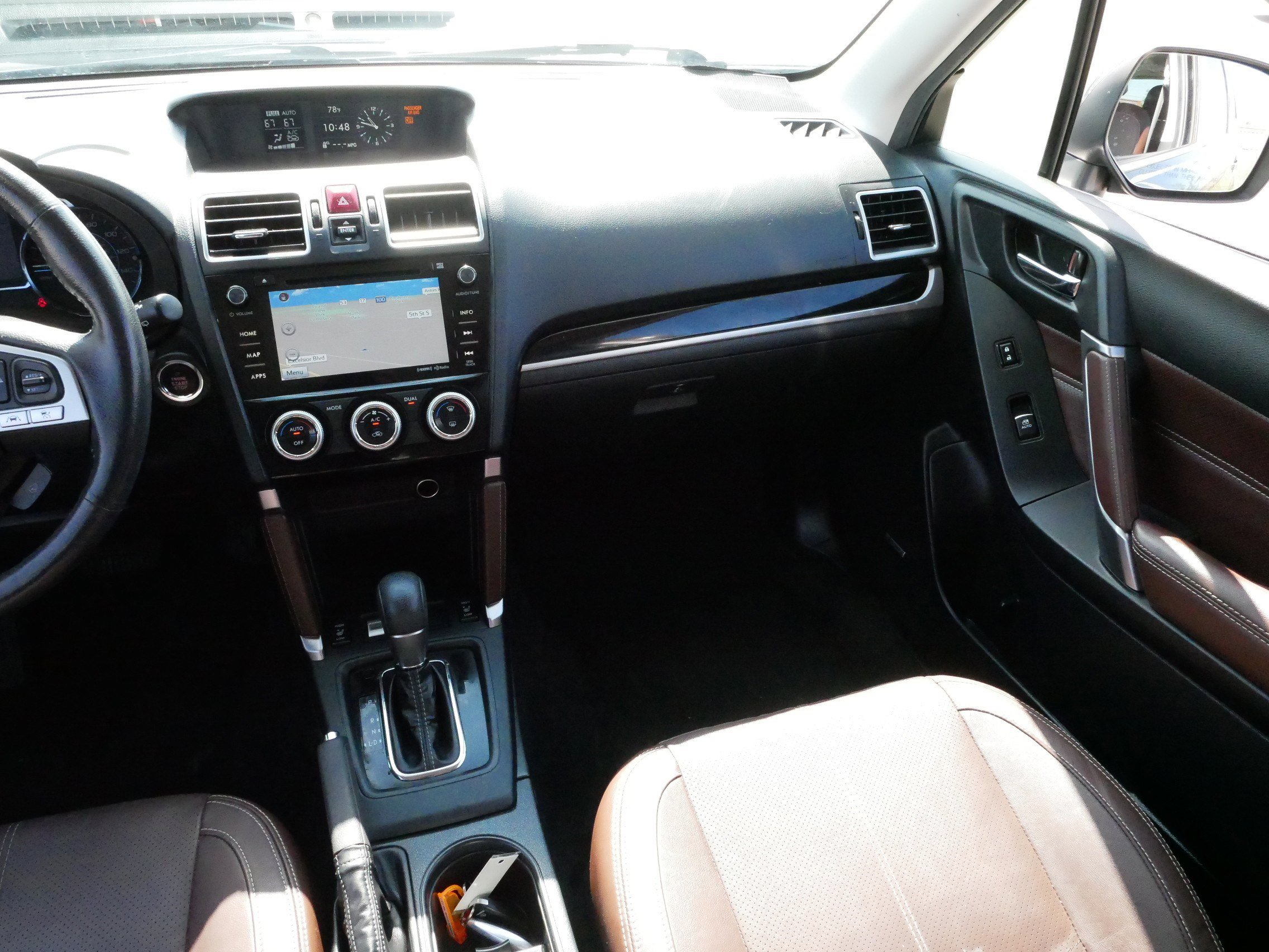 2018 Subaru Forester Touring photo 9