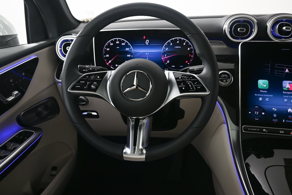 2026 Mercedes Benz GLC 300 4MATIC photo 2