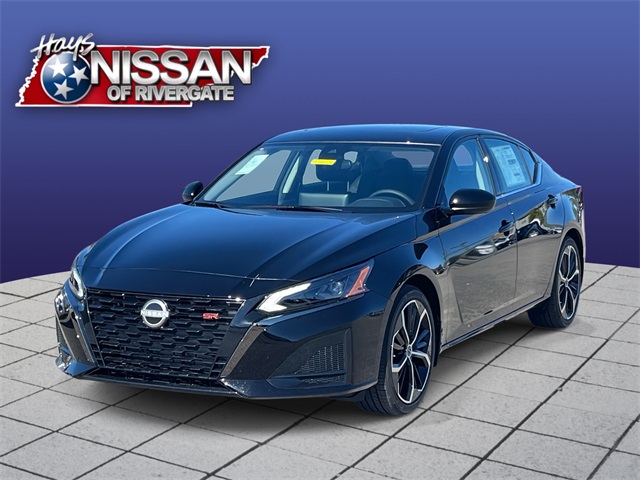 2025 Nissan Altima SR photo 3