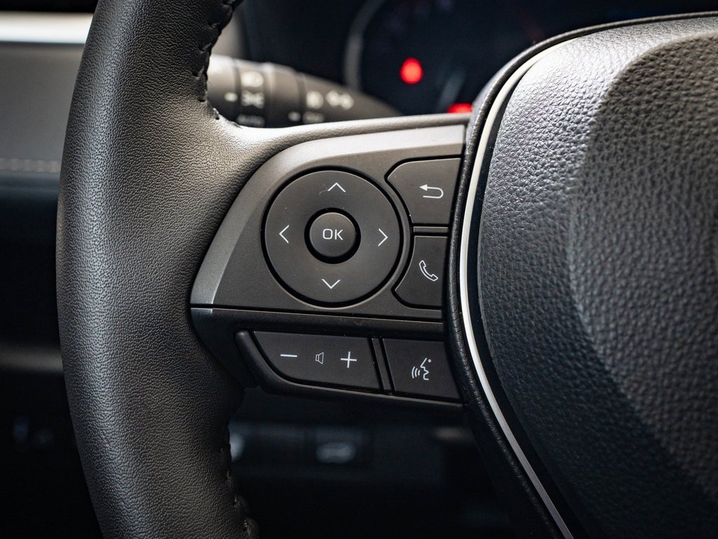 2025 Toyota RAV4 XLE Premium photo 22
