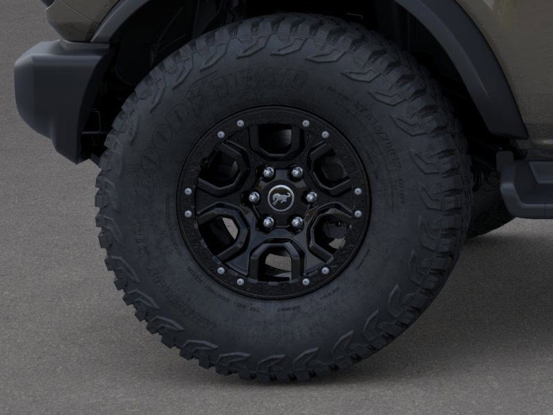 2025 Ford Bronco Outer Banks photo 18