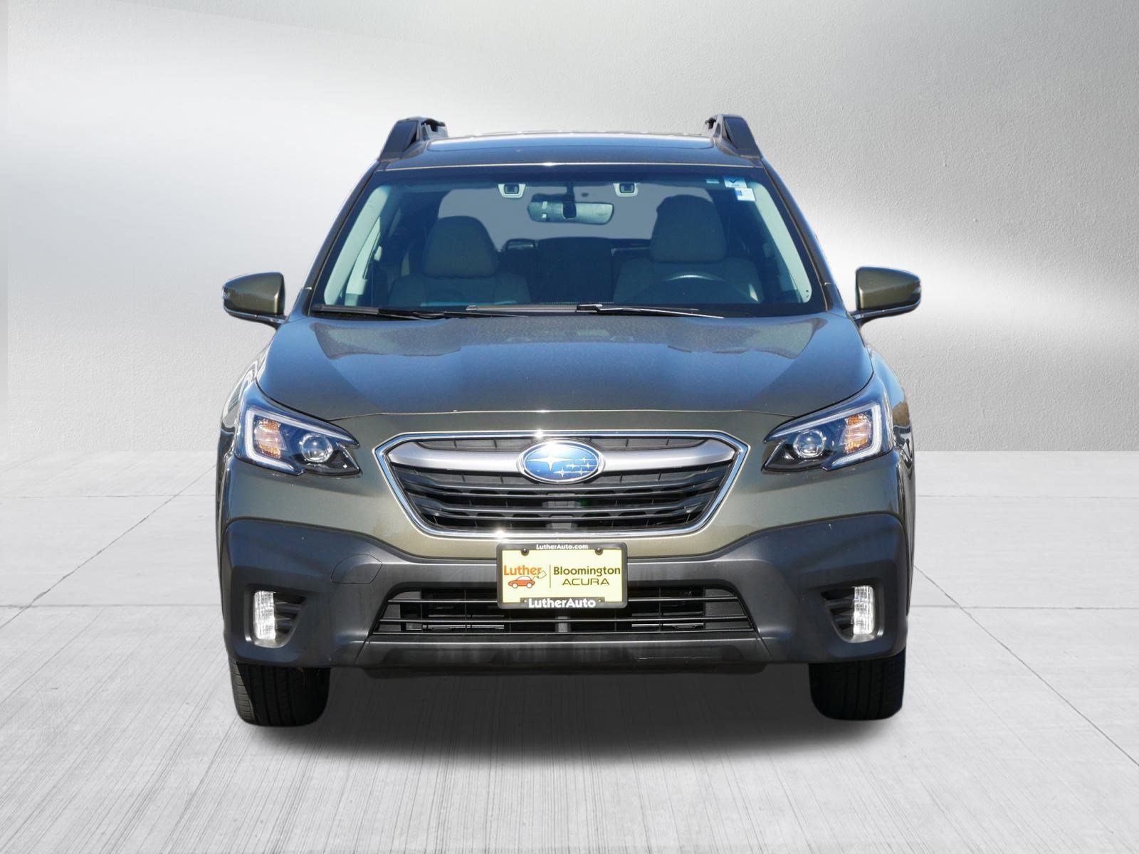 2021 Subaru Outback Premium photo 2