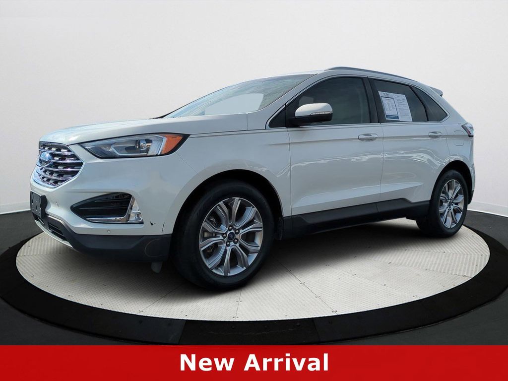 2020 Ford Edge Titanium's photo