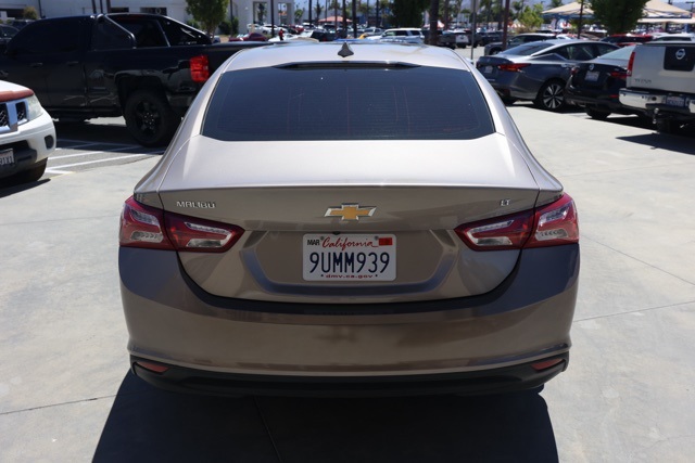 2022 Chevrolet Malibu 1LT photo 4