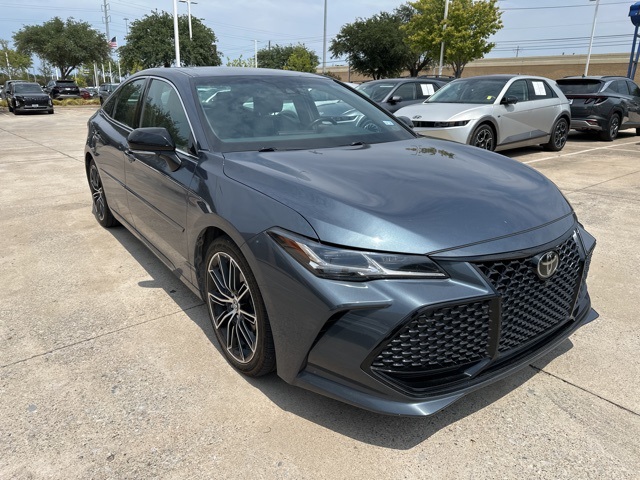 2019 Toyota Avalon Touring photo 4