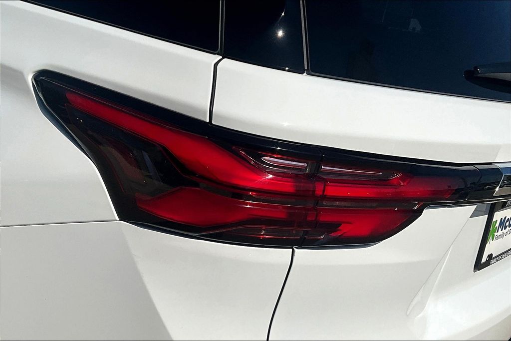 2022 Chevrolet Traverse Leather photo 20