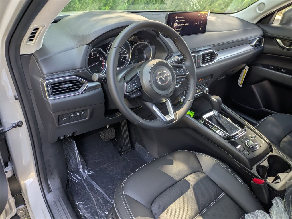 2025 Mazda CX-5 2.5 S Preferred photo 8