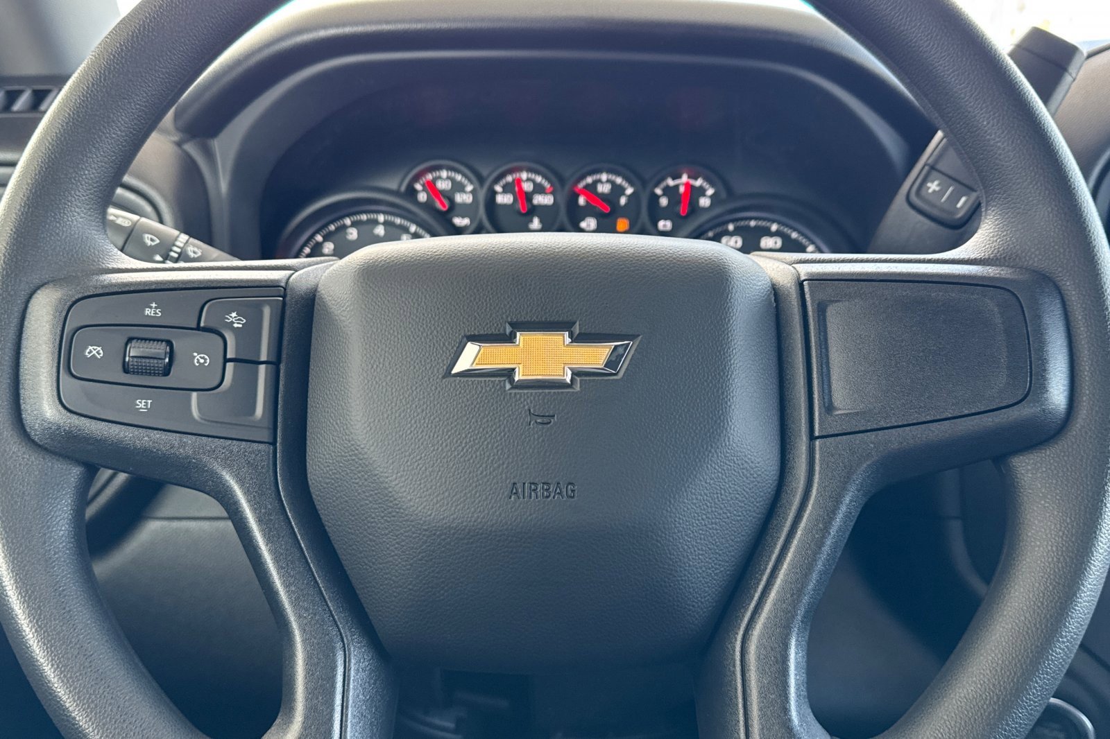 2025 Chevrolet Silverado 1500 Custom photo 21