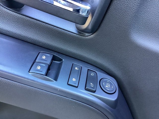2023 Chevrolet Silverado 5500HD Work Truck photo 5