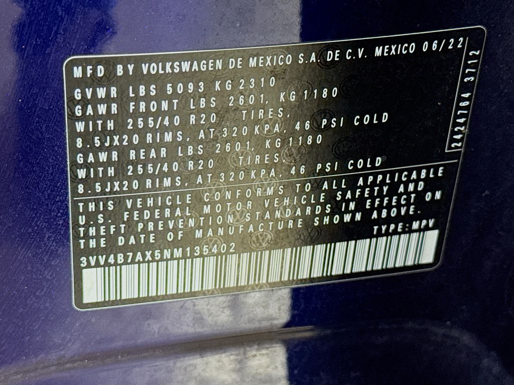 2022 Volkswagen Tiguan SEL Premium R-Line photo 35