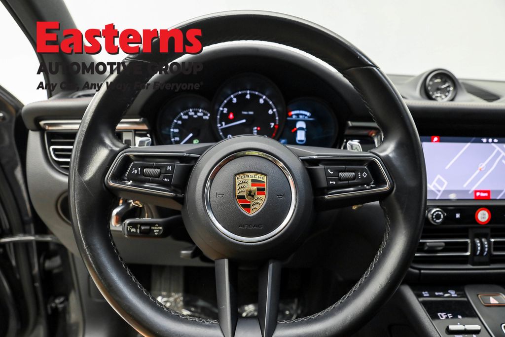 2024 Porsche Macan Base photo 7
