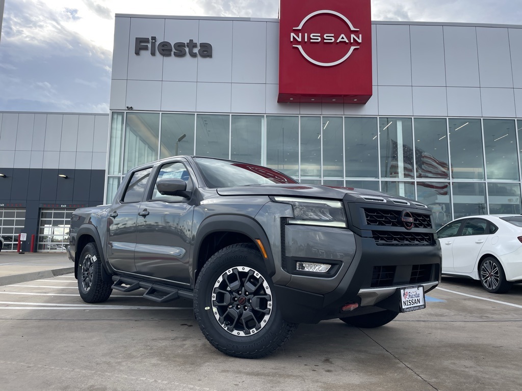 2026 Nissan Frontier PRO-X's photo