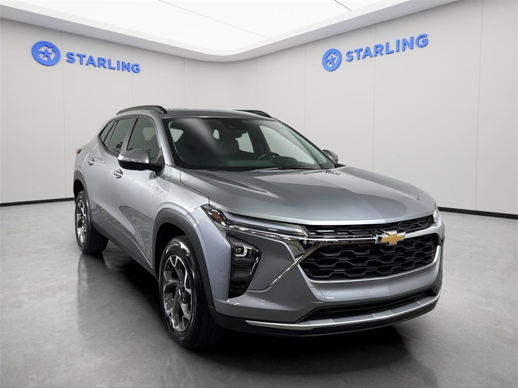 2024 Chevrolet Trax LT photo 13
