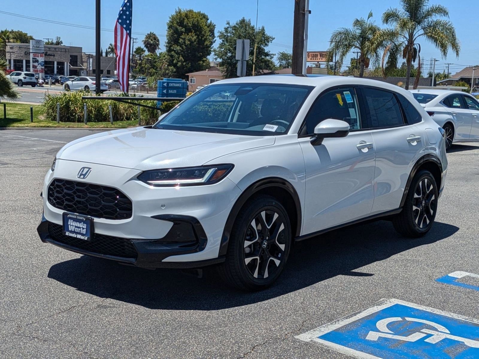 2026 Honda HR-V EX-L photo 3