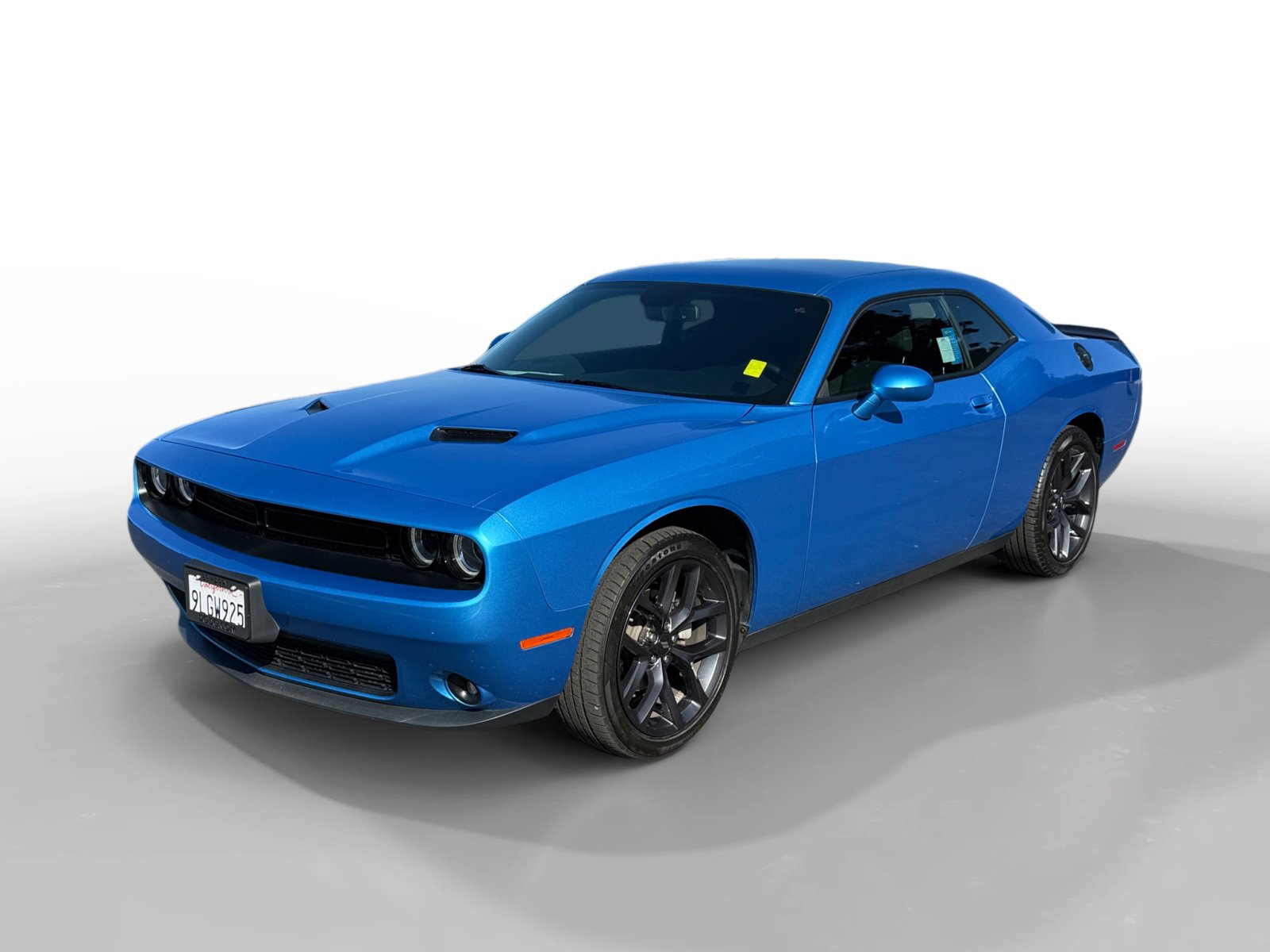 2023 Dodge Challenger SXT's photo