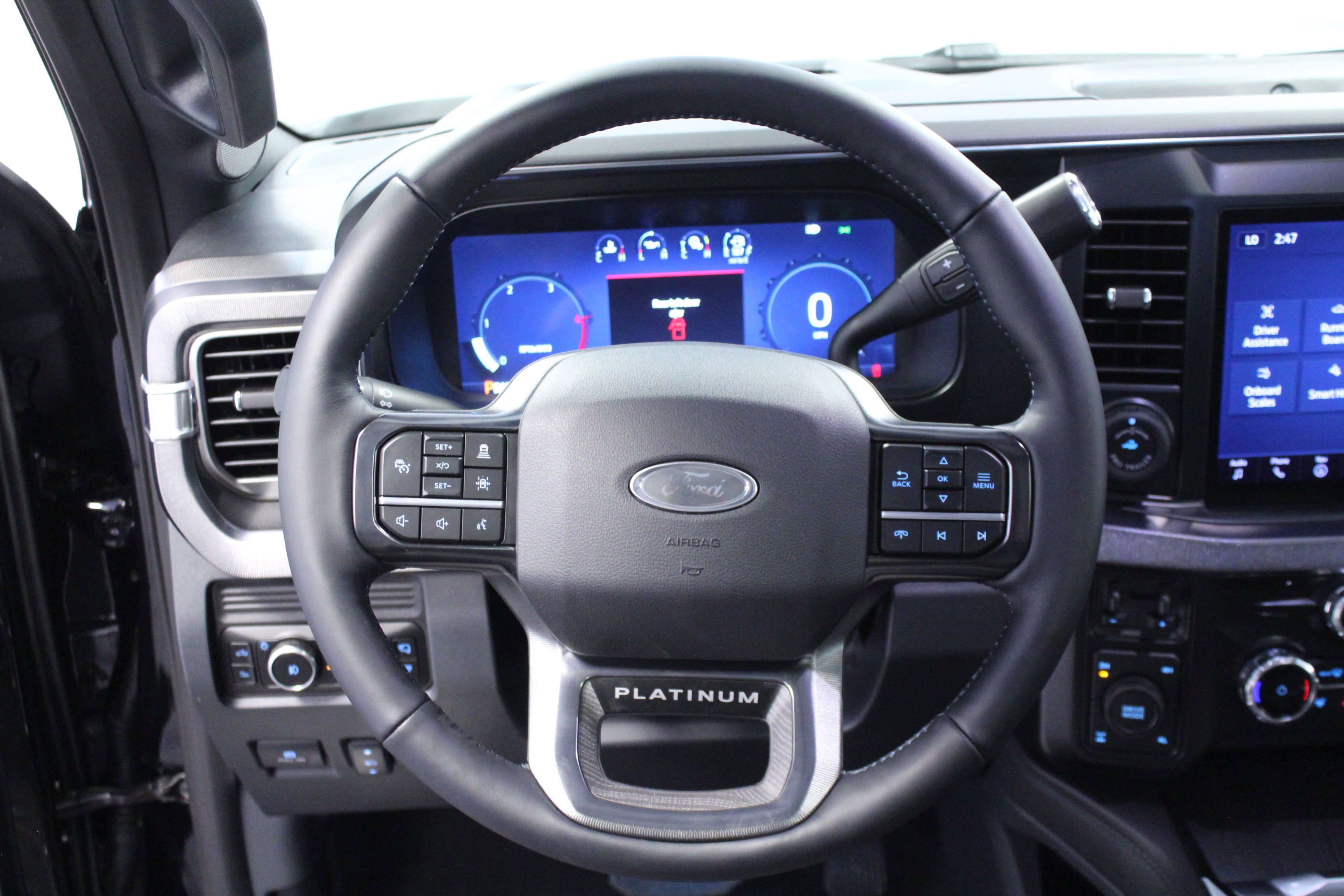 2025 Ford F-250 Lariat photo 14