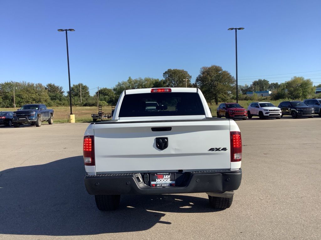 2023 Ram 1500 Classic Warlock photo 4