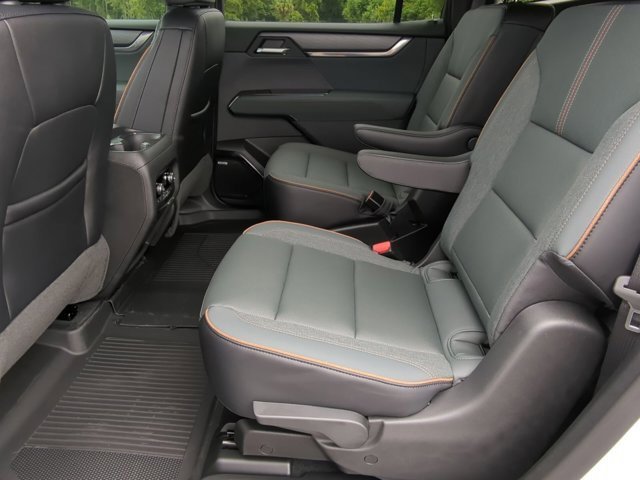 2026 Gmc Acadia AT4 photo 13