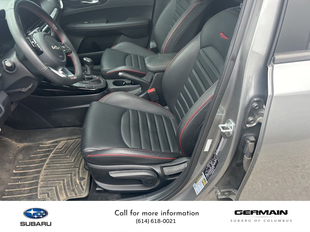 2022 Kia Forte GT photo 2