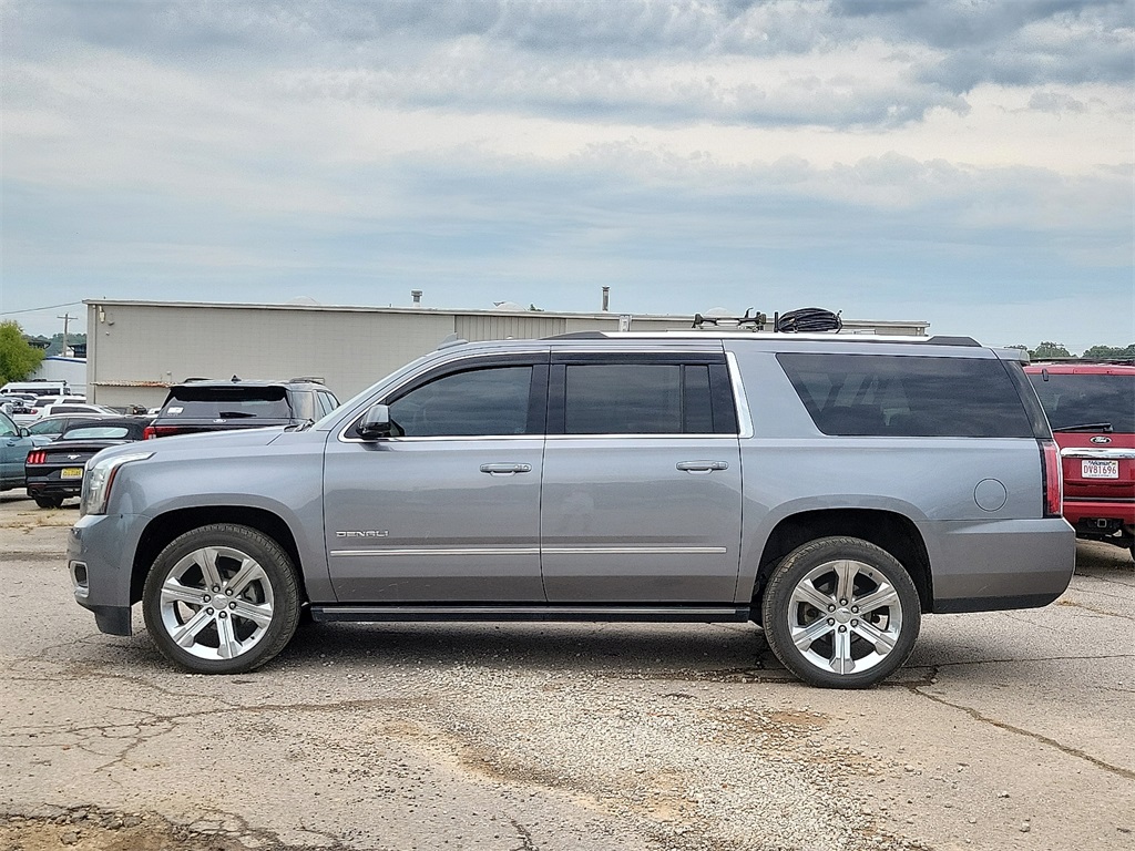 2019 Gmc Yukon XL Denali photo 3
