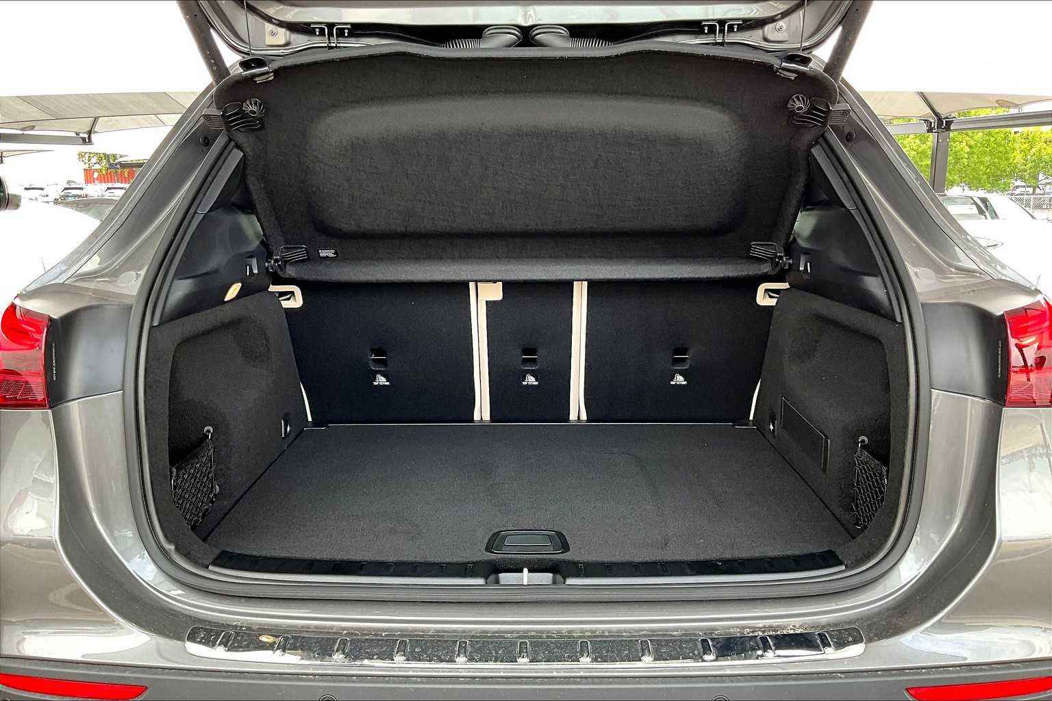 2026 Mercedes Benz GLA 250 photo 14