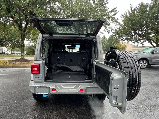 2022 Jeep Wrangler Unlimited Sahara High Altitude 4xe photo 12
