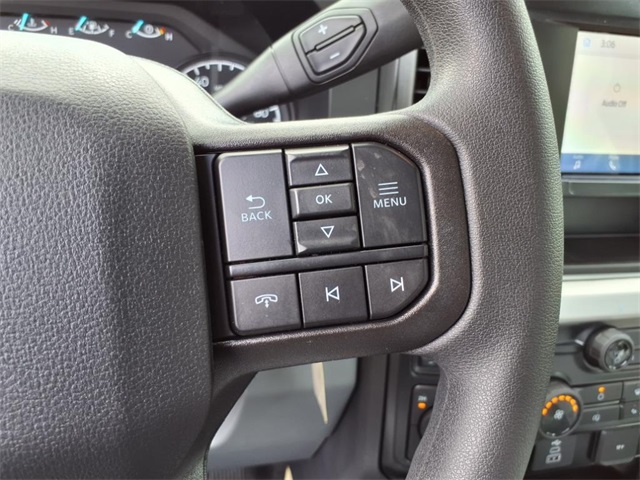 2025 Ford F-350 photo 14