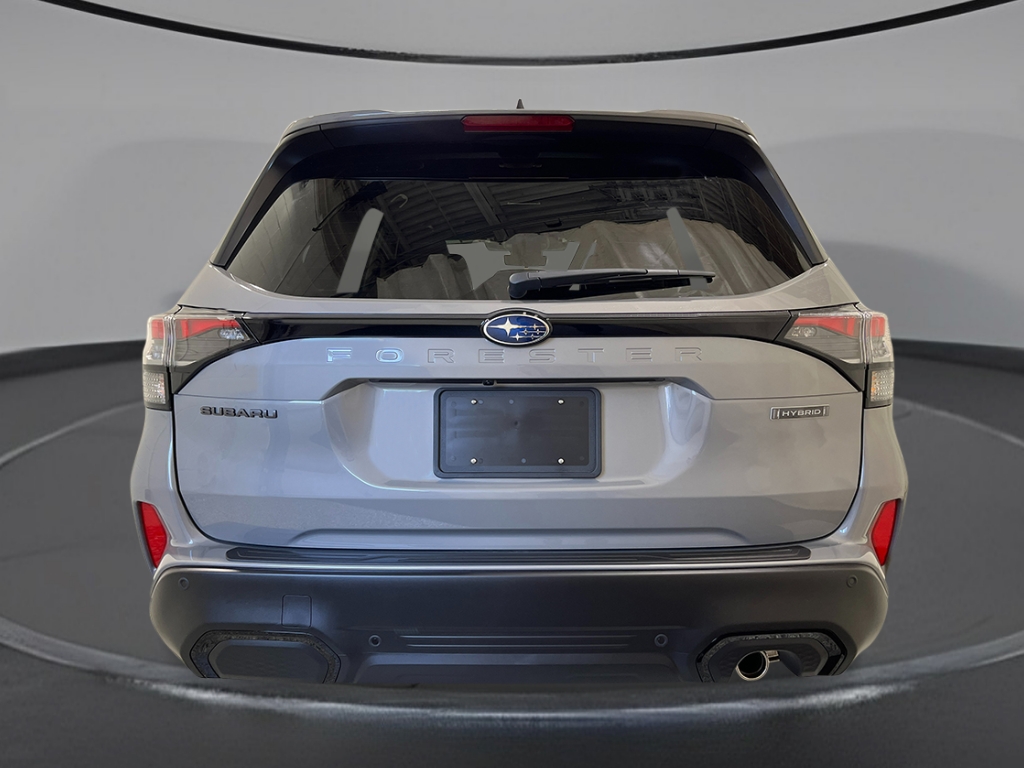 2025 Subaru Forester Touring photo 3