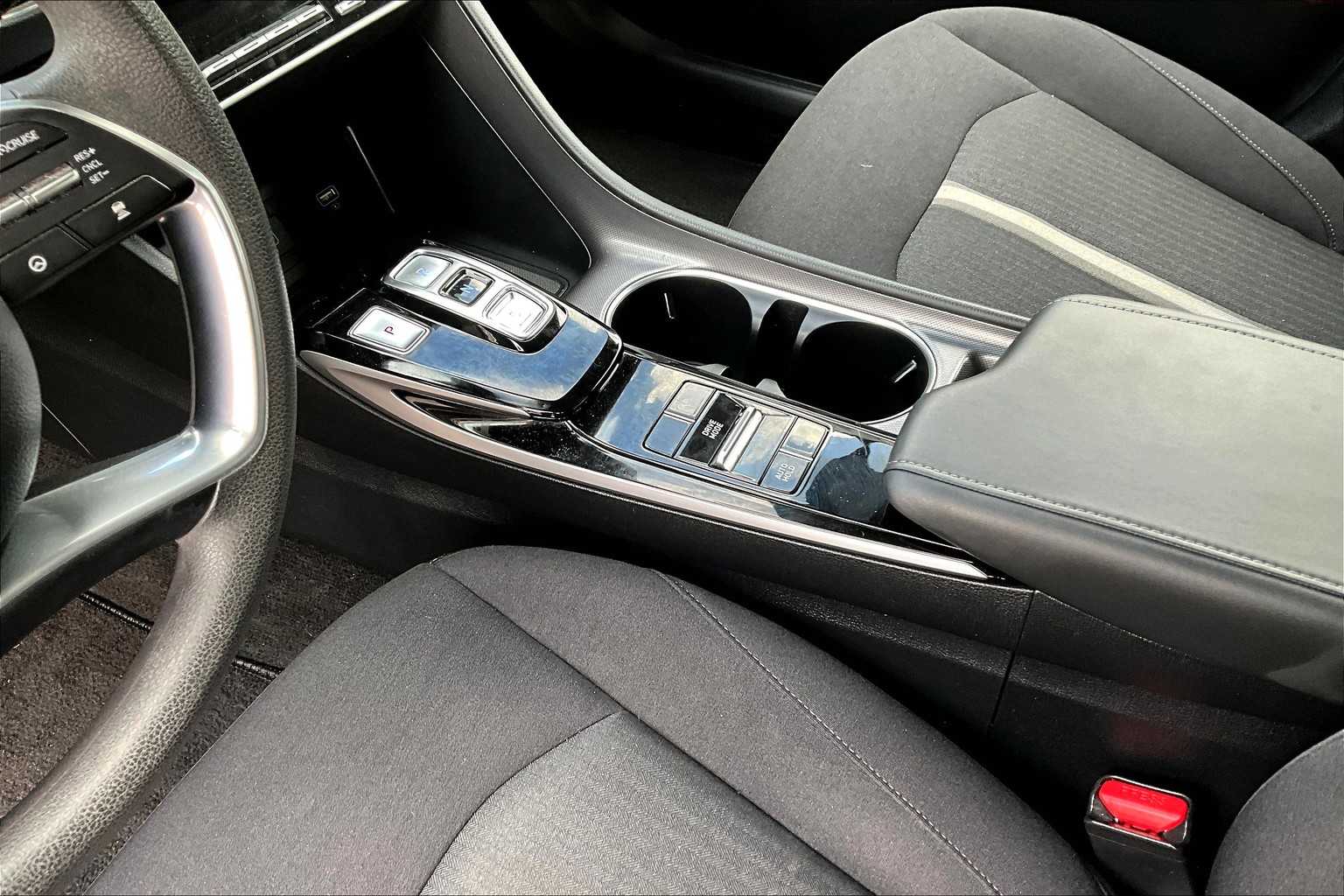 2022 Hyundai Sonata SEL photo 15