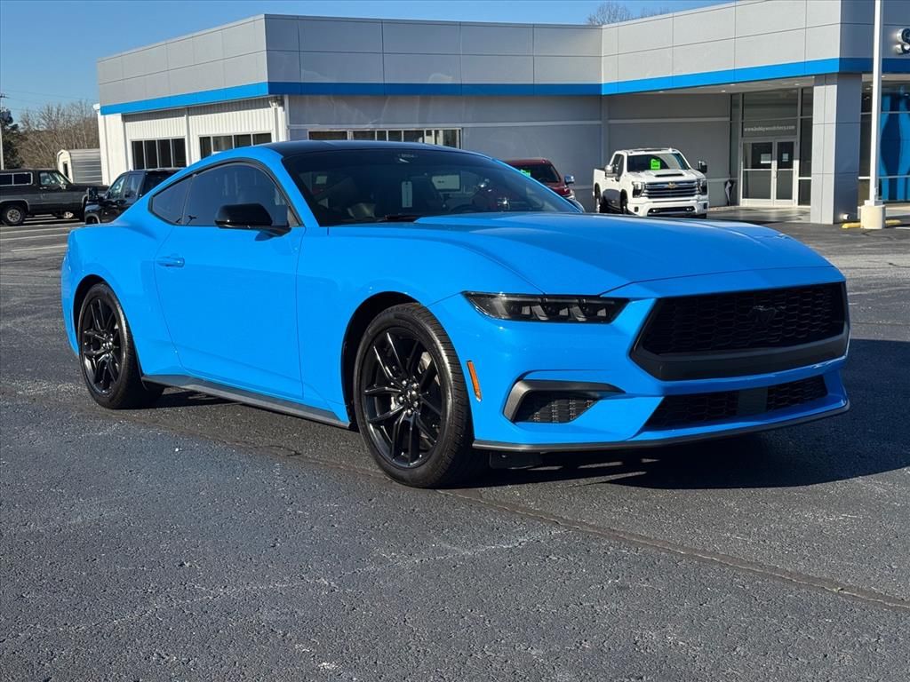 2025 Ford Mustang EcoBoost's photo