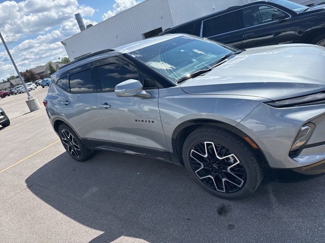 2023 Chevrolet Blazer RS photo 4