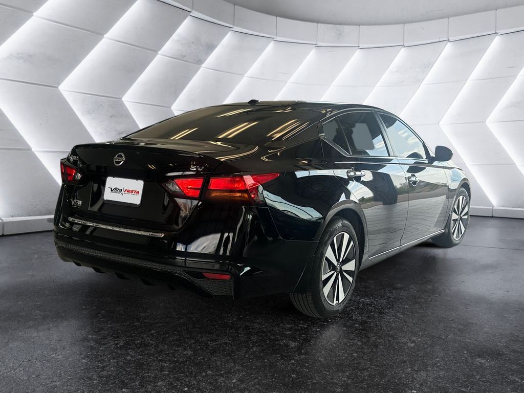 2022 Nissan Altima 2.5 SV photo 4