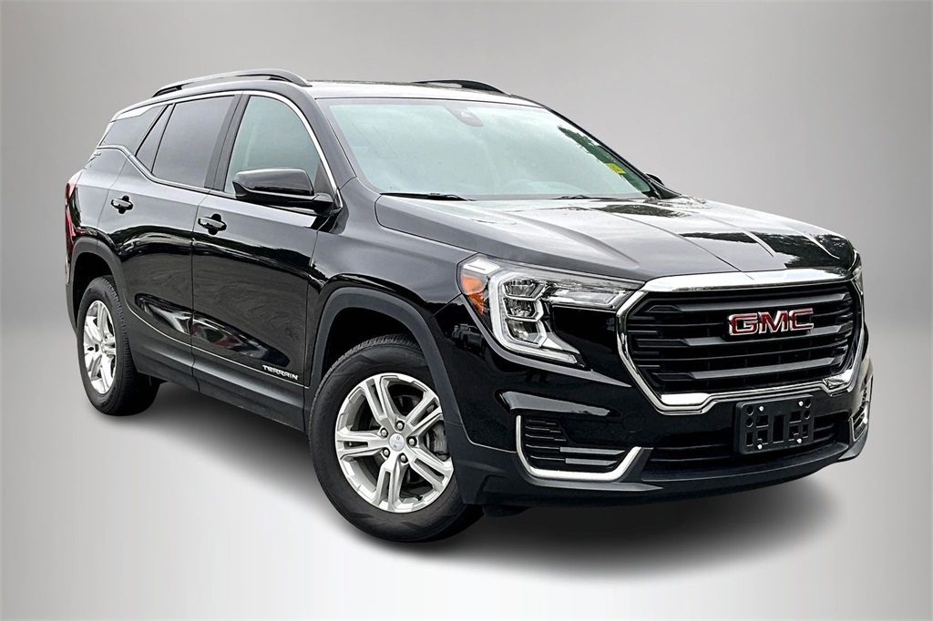 2023 GMC Terrain SLE's photo