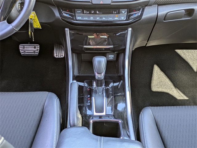2017 Honda Accord Sport photo 20