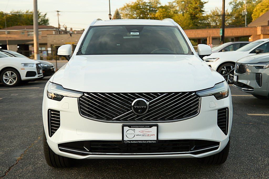 2026 VOLVO XC90 - Image 4