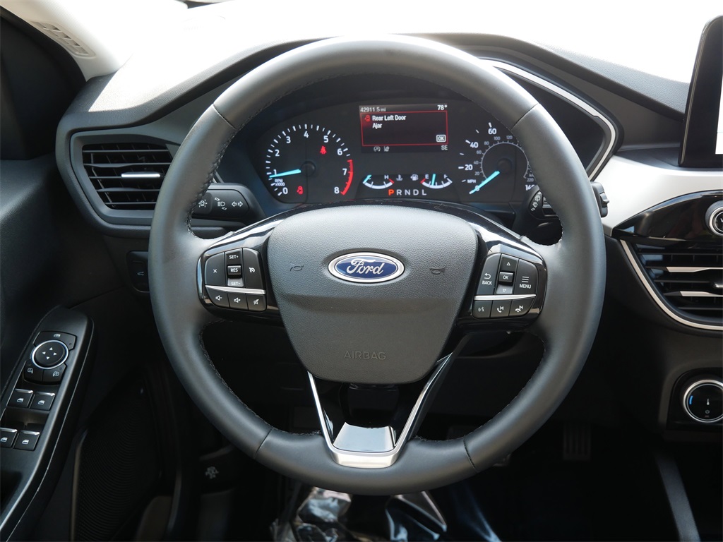 2022 Ford Escape SE photo 13