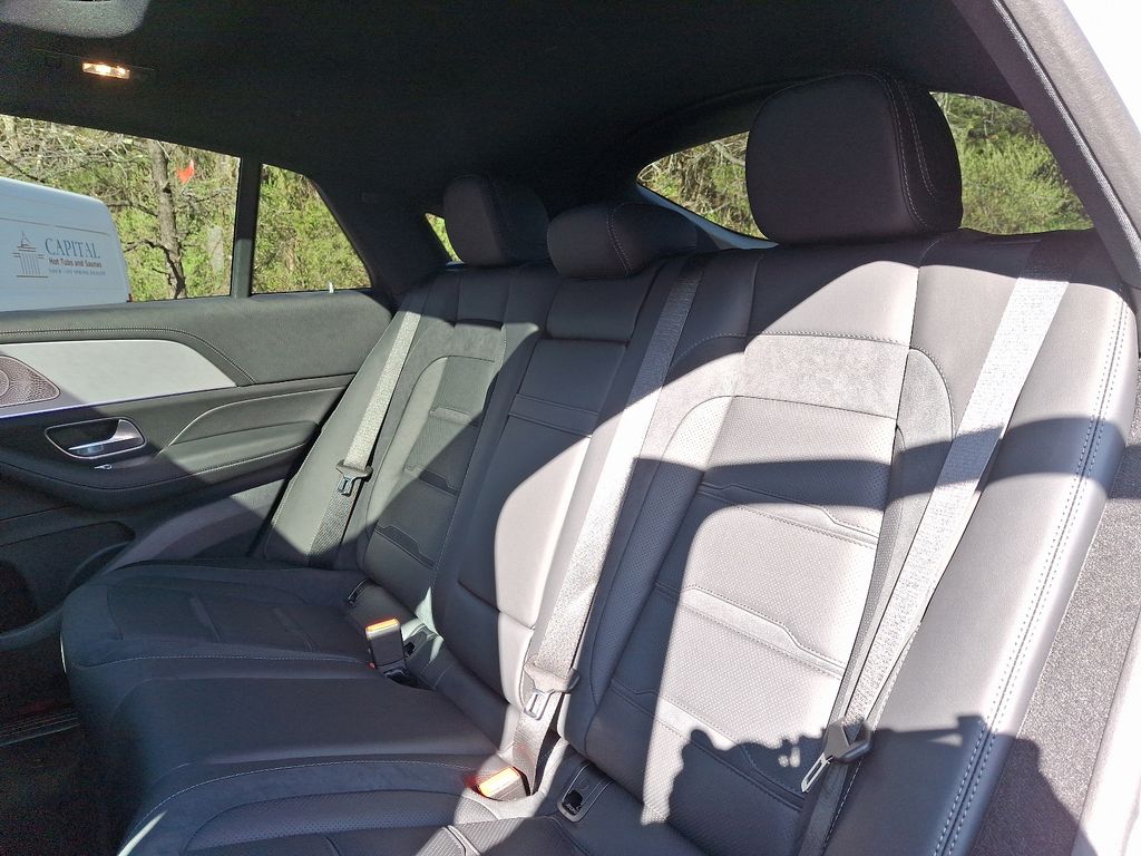 2025 Mercedes Benz GLE 53 AMG 4MATIC photo 4